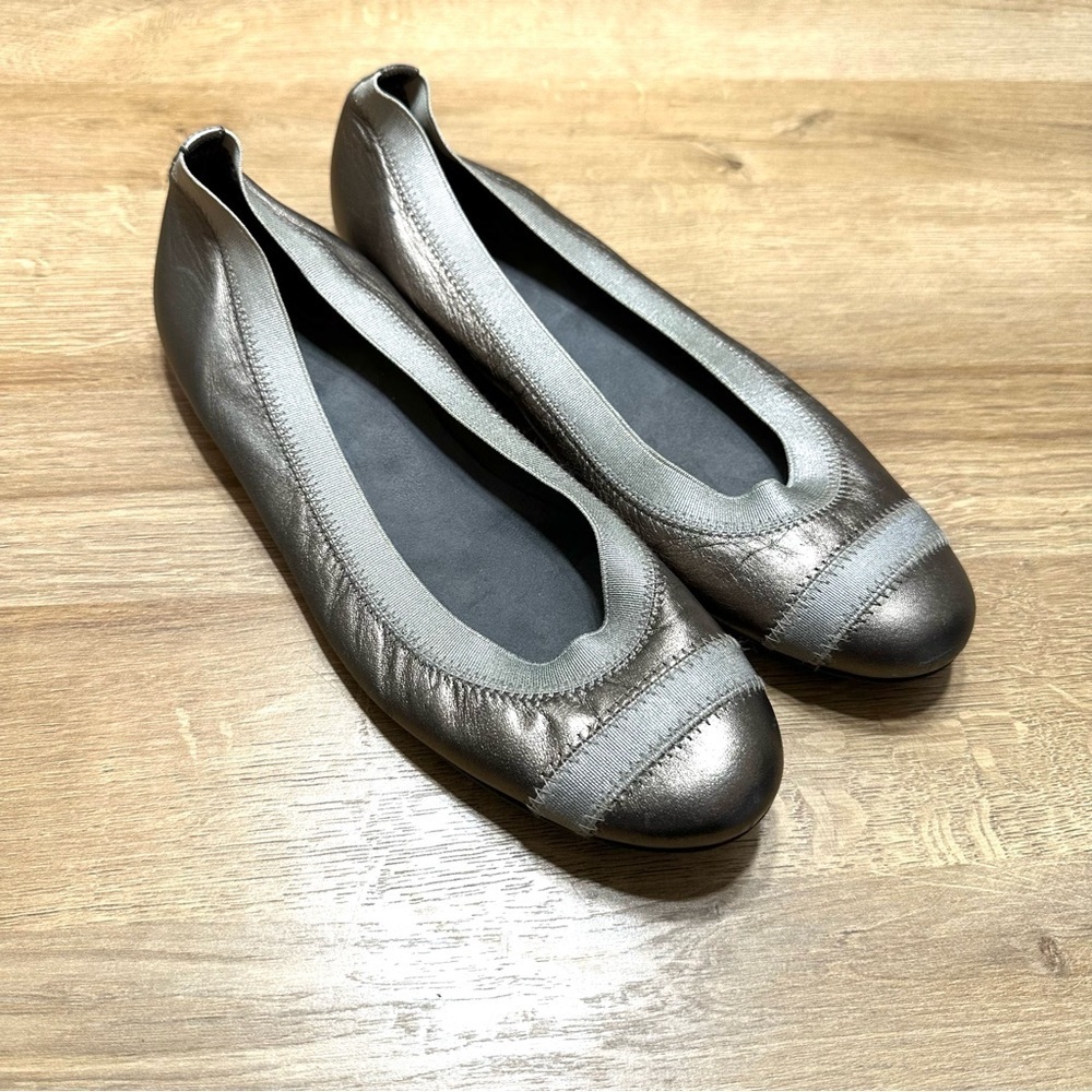 Stuart Weitzman Ballet‎ Slip-on Metallic Flat